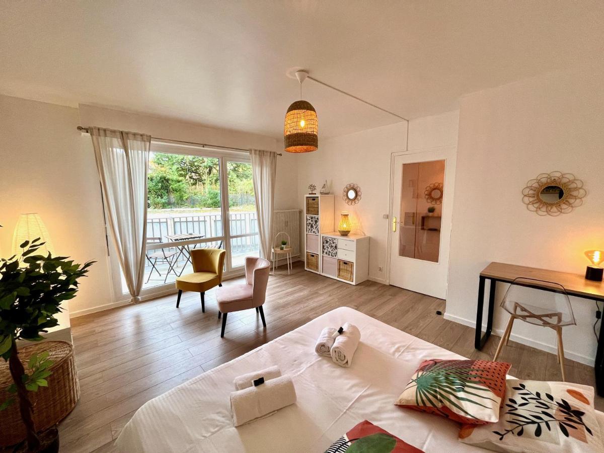 Nihal, Studio Proche Zenith Avec Parking Et Balcon Caen Dış mekan fotoğraf